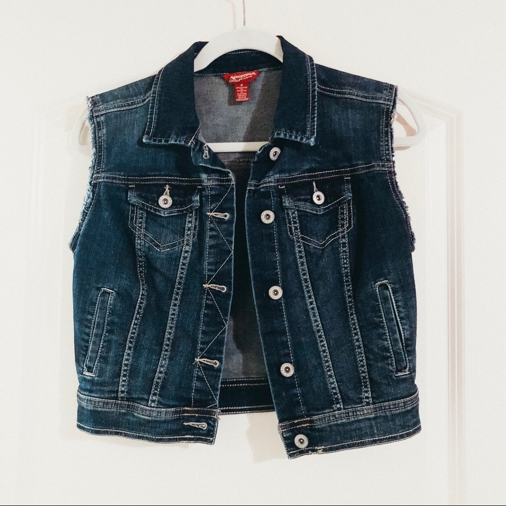 Jean Vest
